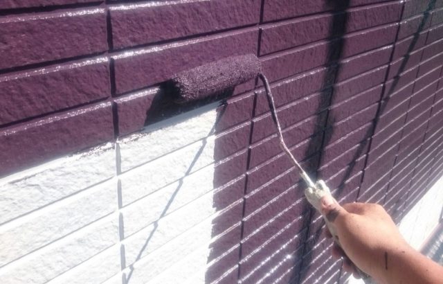 千葉県習志野市にて外壁塗装工事、仕上げ塗りを行いました！
