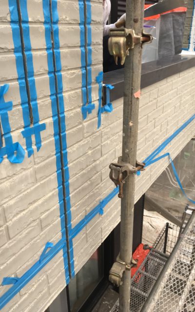 千葉県四街道市にて外壁塗装の為の養生作業！