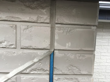 千葉県四街道市にて外壁塗装用のコーキング撤去作業！
