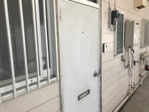 千葉県習志野市　外壁塗装　付帯部塗装　玄関ドア塗装 (1)
