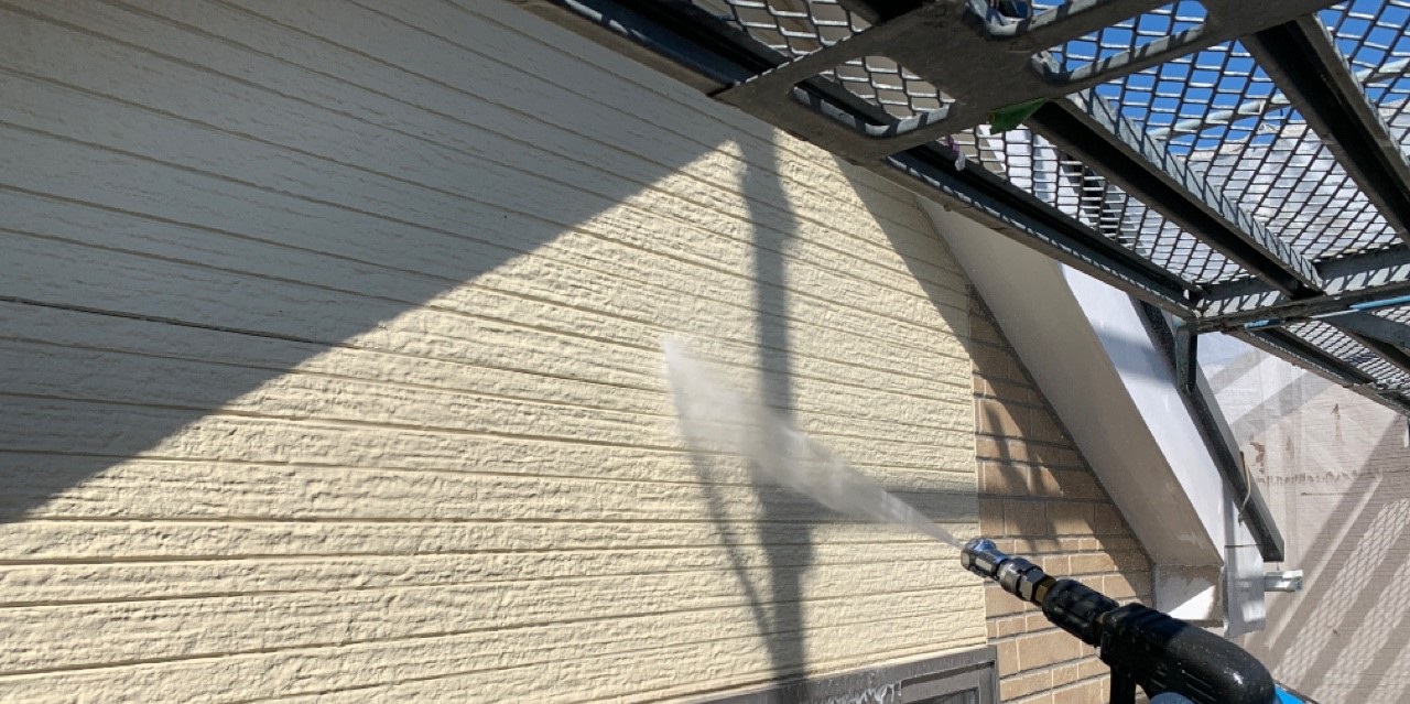 千葉県千葉市緑区　外壁塗装　下地処理　高圧洗浄　塗装工事中の過ごし方 (2)