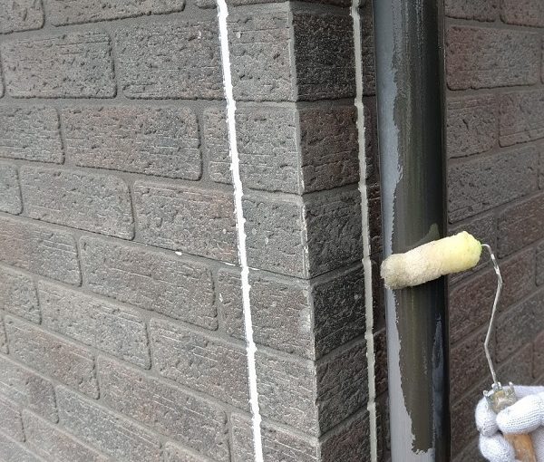 千葉県千葉市若葉区　A様邸　外壁塗装・屋根塗装・付帯部塗装　雨樋塗装の工程 (3)