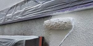 千葉県成田市　H様邸　屋根重ね葺き工事　外壁塗装　下塗り (1)