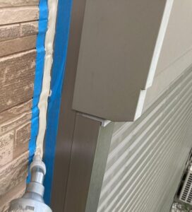 千葉県八千代市　Y様邸　屋根塗装・外壁塗装　サッシ廻りシーリング (2)
