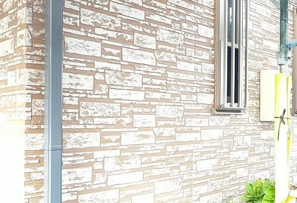 千葉県八千代市　Y様邸　屋根塗装・外壁塗装　外壁の模様付け (4)
