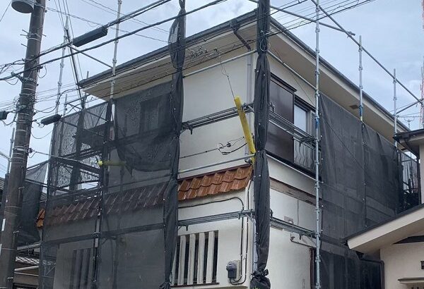 千葉県習志野市　M様　屋根・外壁塗装、内装工事　足場組み立て　強風対策 (3)