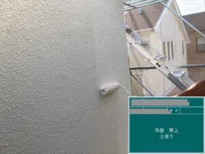 千葉県千葉市稲毛区　K様邸　外壁塗装、帯上の上塗りを行いました！（3）