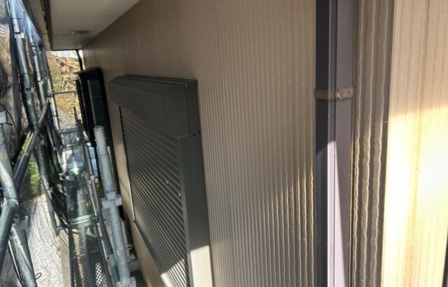 千葉県鴨川市　M様邸　外壁塗装工事　下塗り～中塗り～上塗り