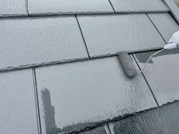 屋根塗装の最適なタイミングとは？適している季節や時期、塗装が必要な劣化症状を解説