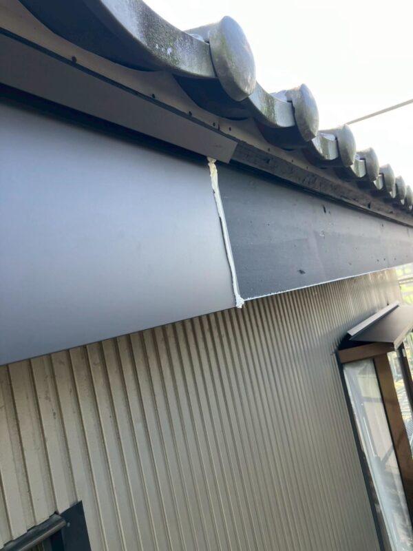 千葉県八千代市　U様邸　外壁工事　破風板の板金施工をおこないました！