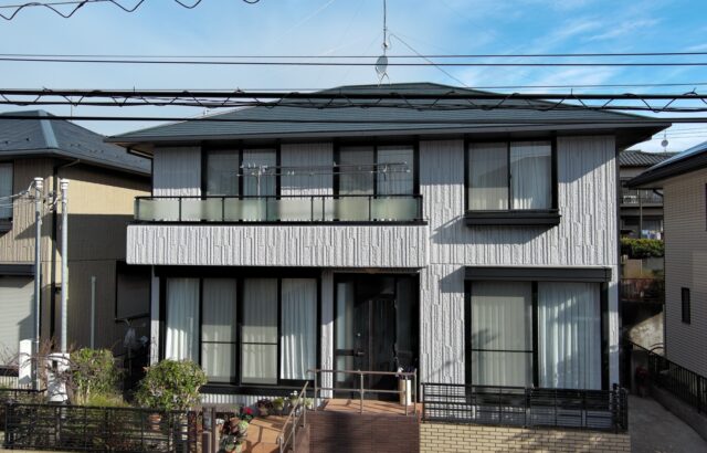四街道市からのお客様からのご依頼です。外壁・屋根塗装とベランダ防水をしっかりメンテナンス